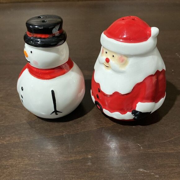 Santa & Snowman Christmas Salt & Pepper Shaker Set - Picture 3 of 10
